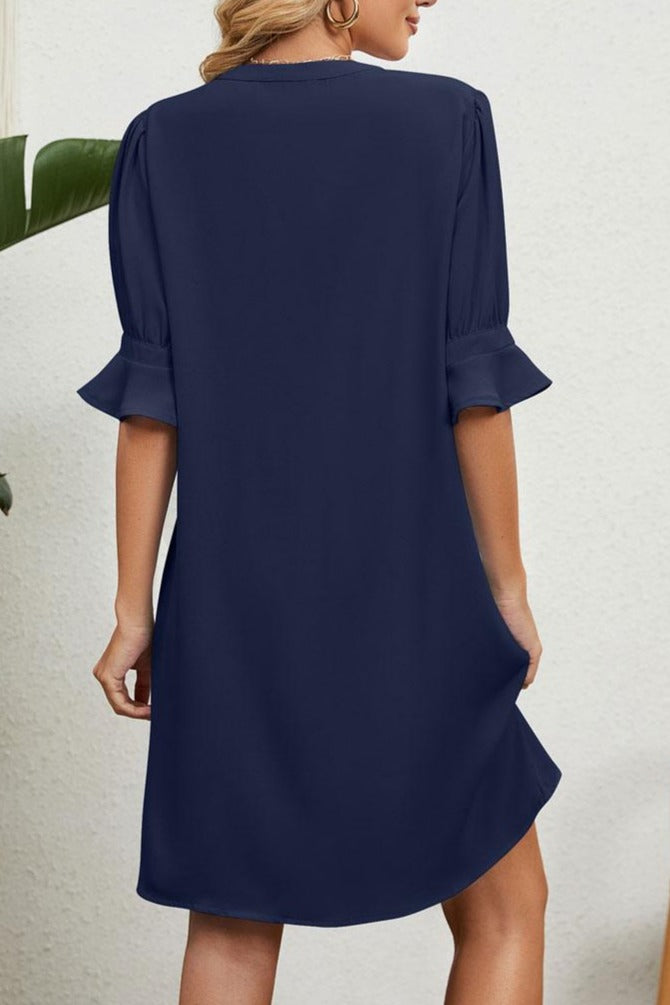 Mirabel – Chic V-Neck Summer Dress