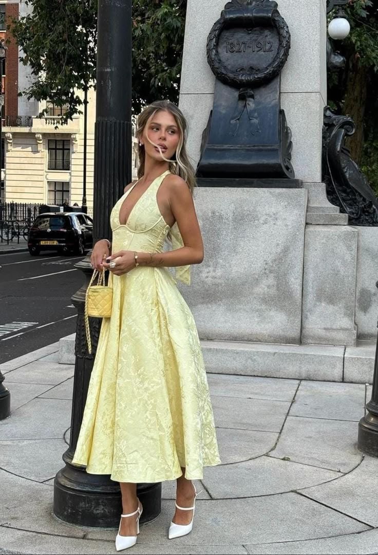 Fiona | Halter Sleeveless Midi Dress