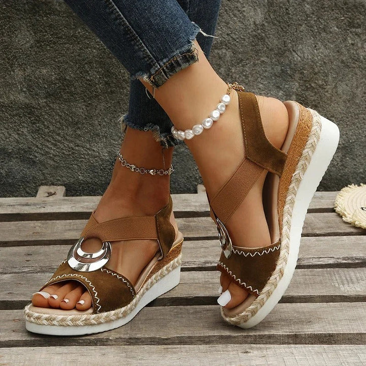 Arabelle - Relaxed Fit Sandals