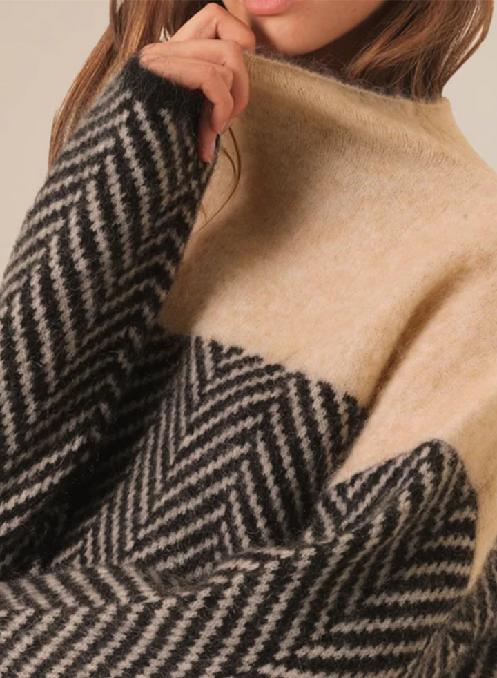 Siobhán™ | Premium Turtleneck Sweater