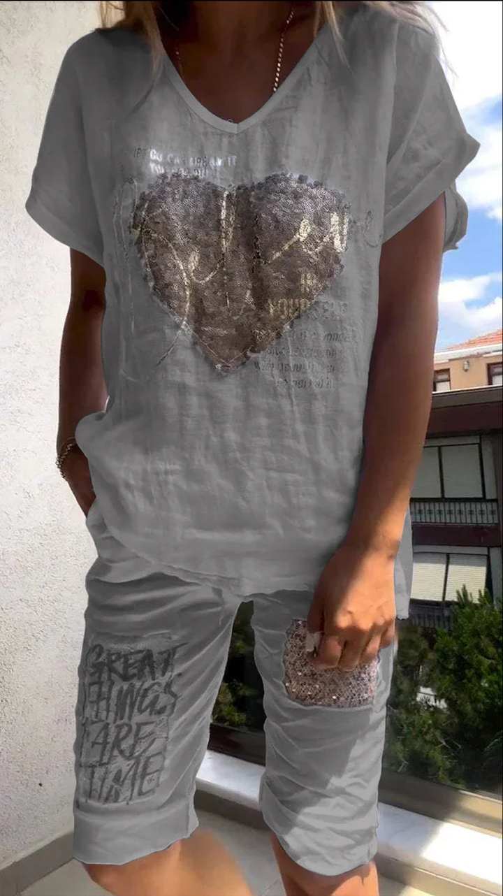 Anitra™ | Gold-Embossed V-Neck Set