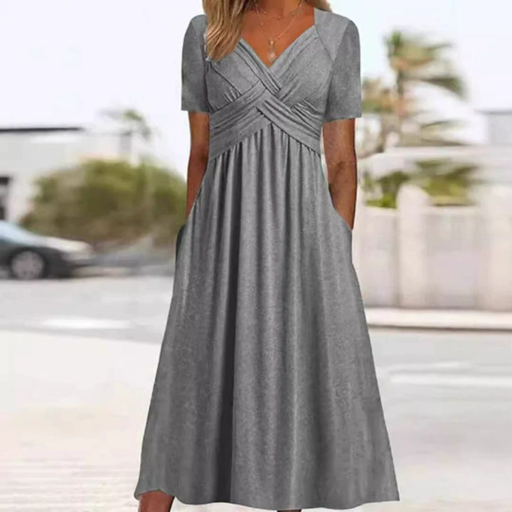 Adrianna – Effortless Elegance Dress