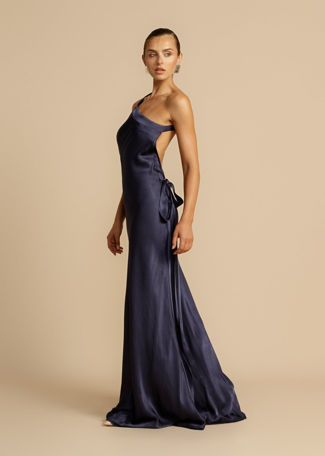 Solène – Elegant Full-Length Dress