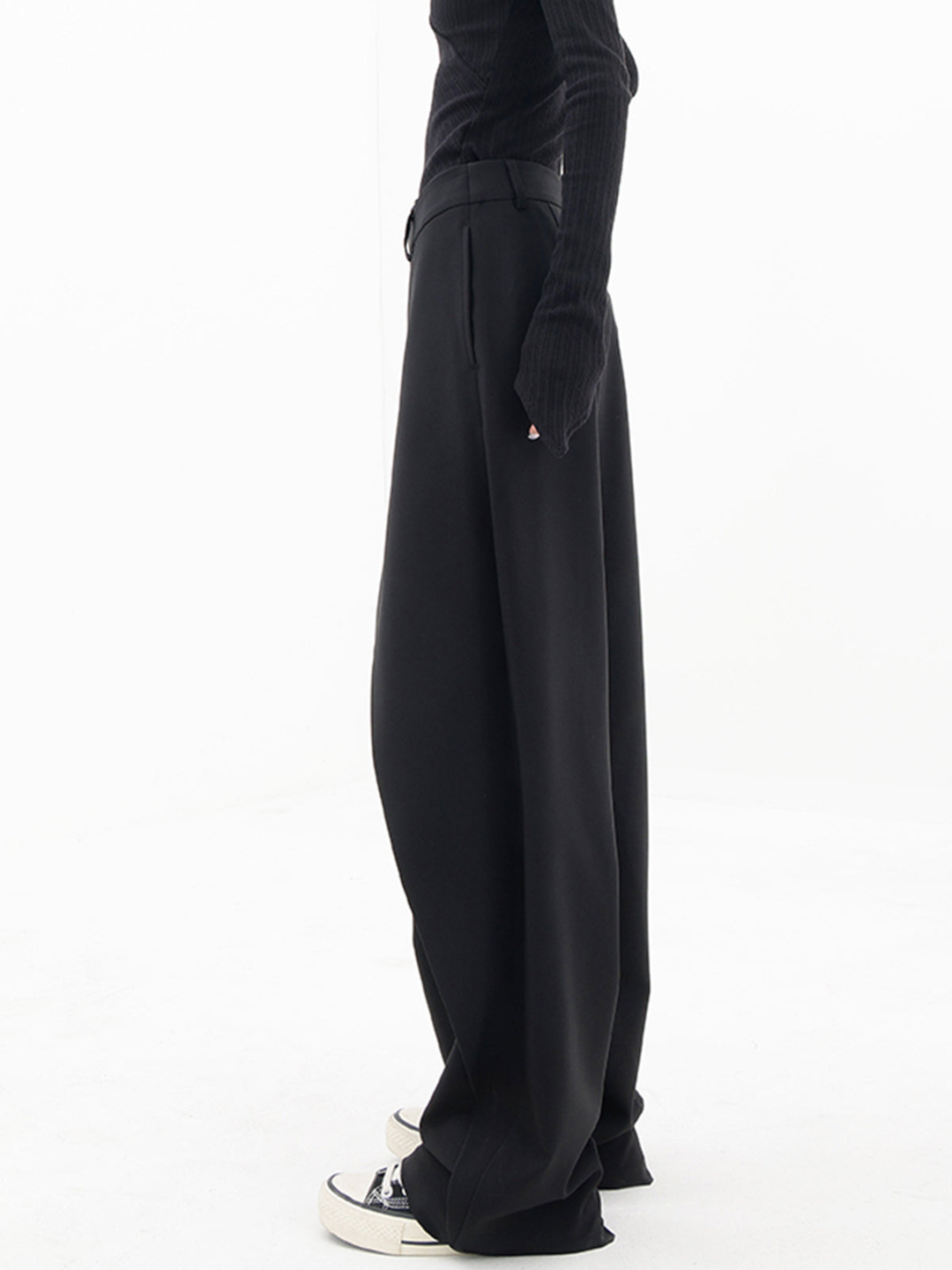Yuli™ | Contemporary Relaxed-Fit Trousers
