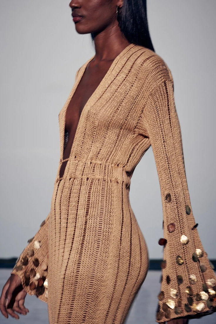 Juliette – Elegant Sequin-Sleeved Maxi Dress