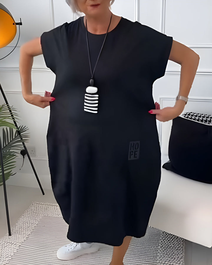 Iris™ - Chic Short-Sleeved Dress