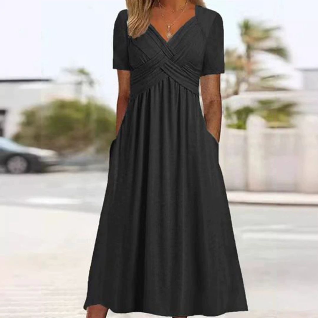 Adrianna – Effortless Elegance Dress