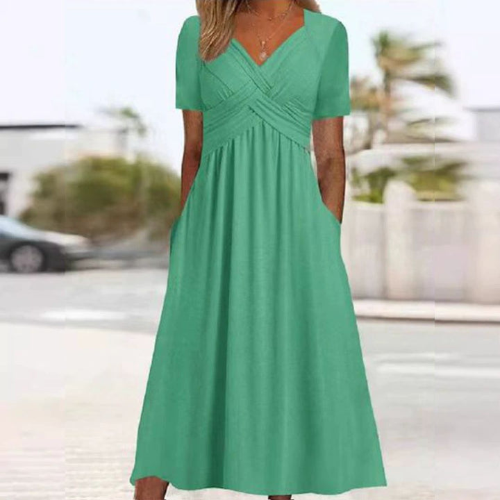 Adrianna – Effortless Elegance Dress