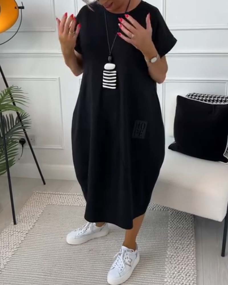 Iris™ - Chic Short-Sleeved Dress