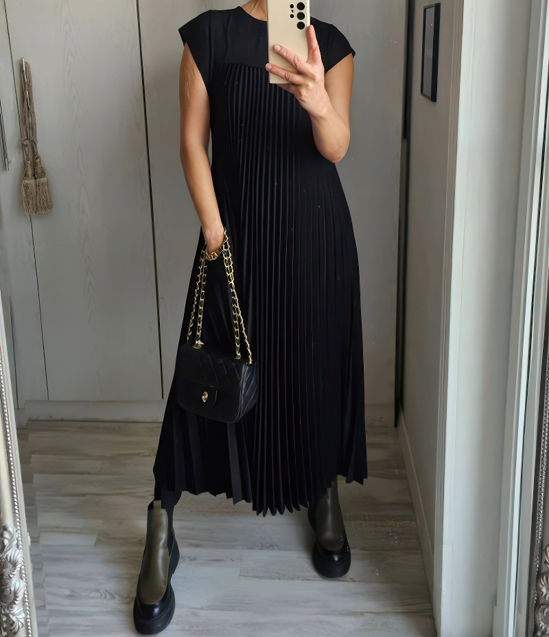 Elira™ –  Timeless Elegance Dress