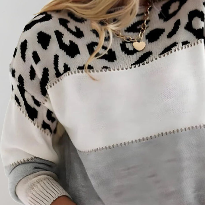 Niamh – Casual Pullover with Leopard Print