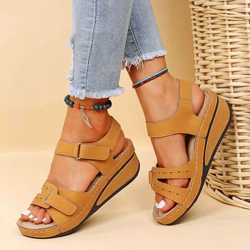 Aroha - Sandals for Spring