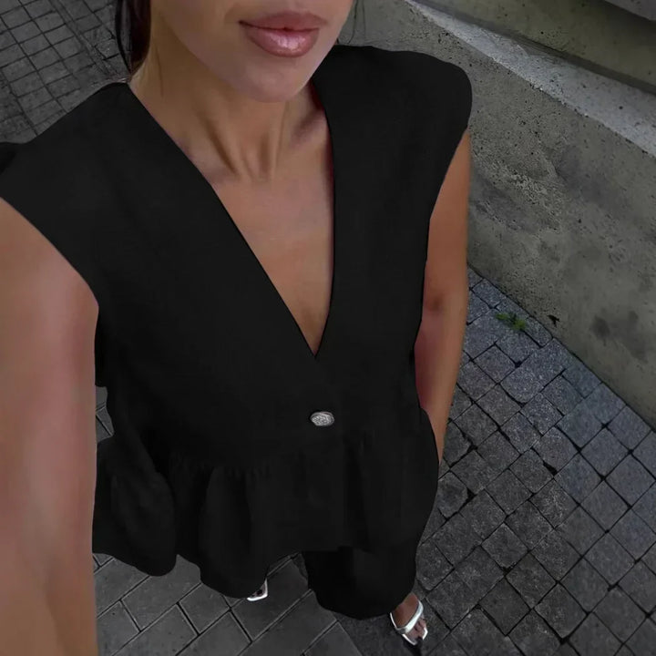 Laura™ | Graceful Flowing Ensemble