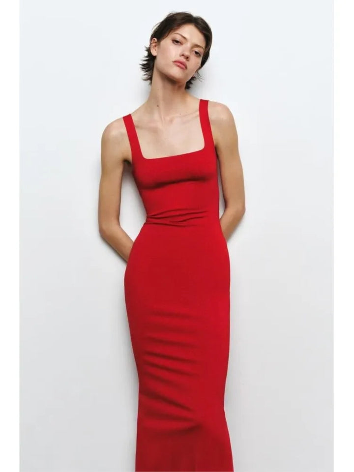 Alira | Y2K Slim Midi Dress