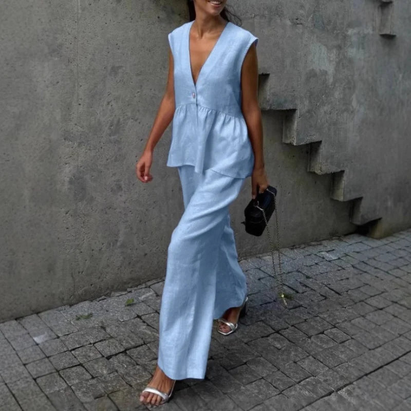 Laura™ | Graceful Flowing Ensemble