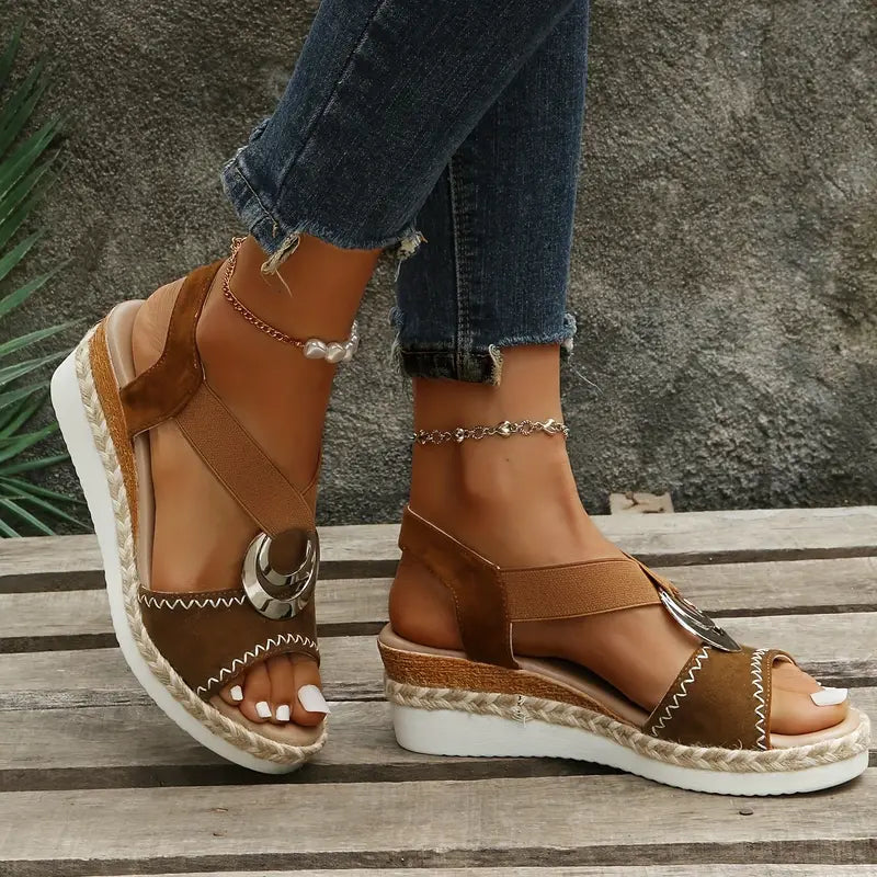 Arabelle - Relaxed Fit Sandals