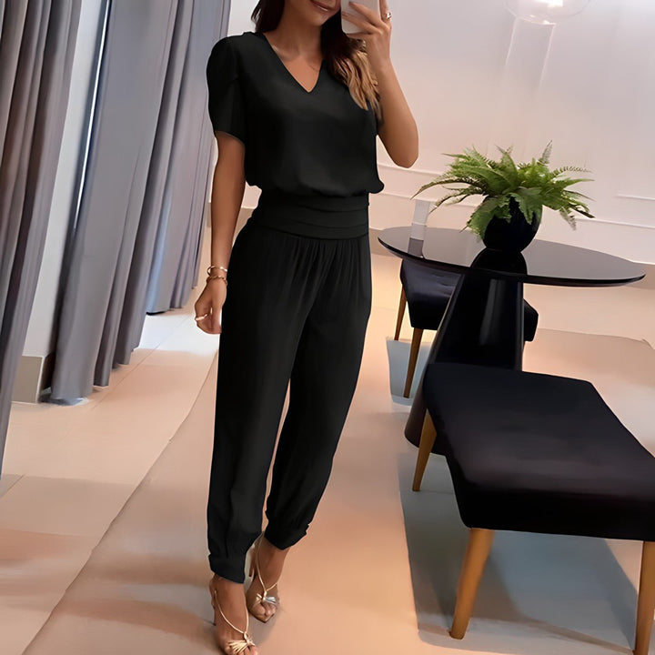 Alexandra – Stylish Blouse and Trousers Set