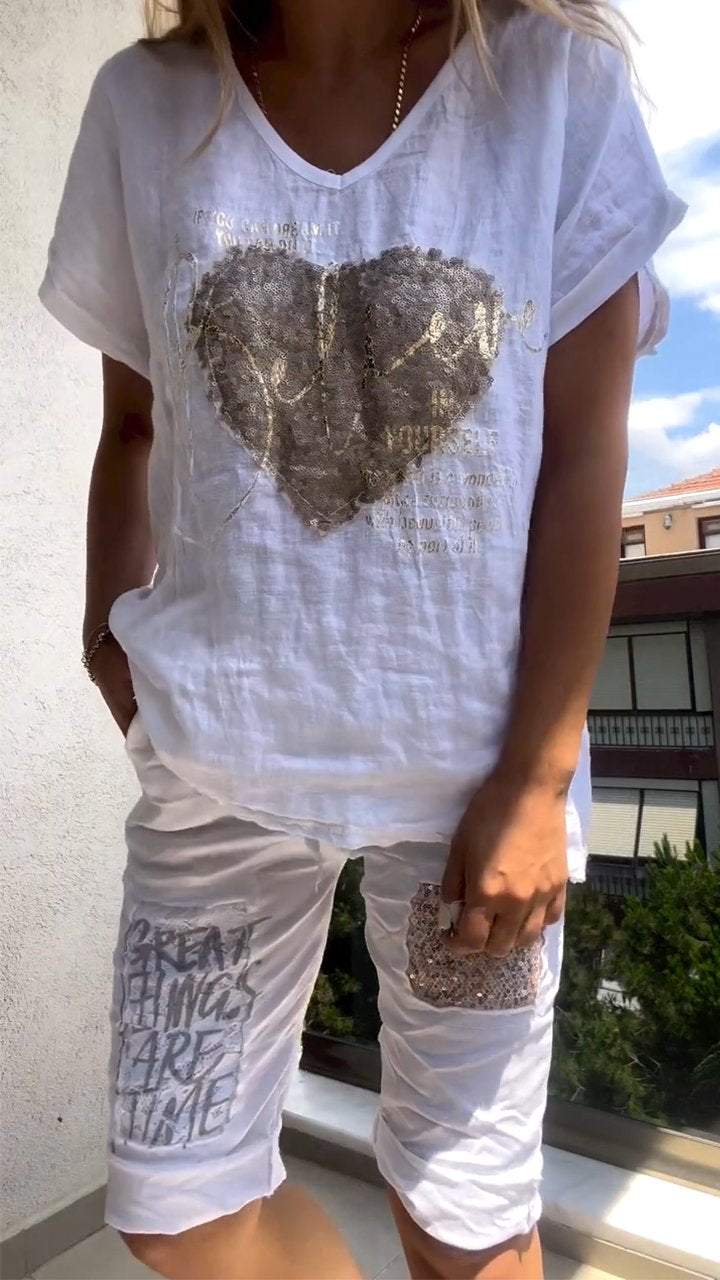 Anitra™ | Gold-Embossed V-Neck Set