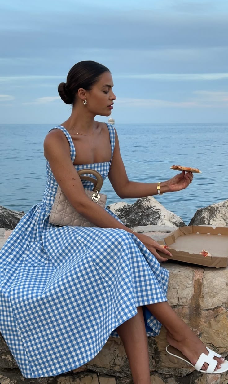 Saoirse | Sleeveless Midi Sundress
