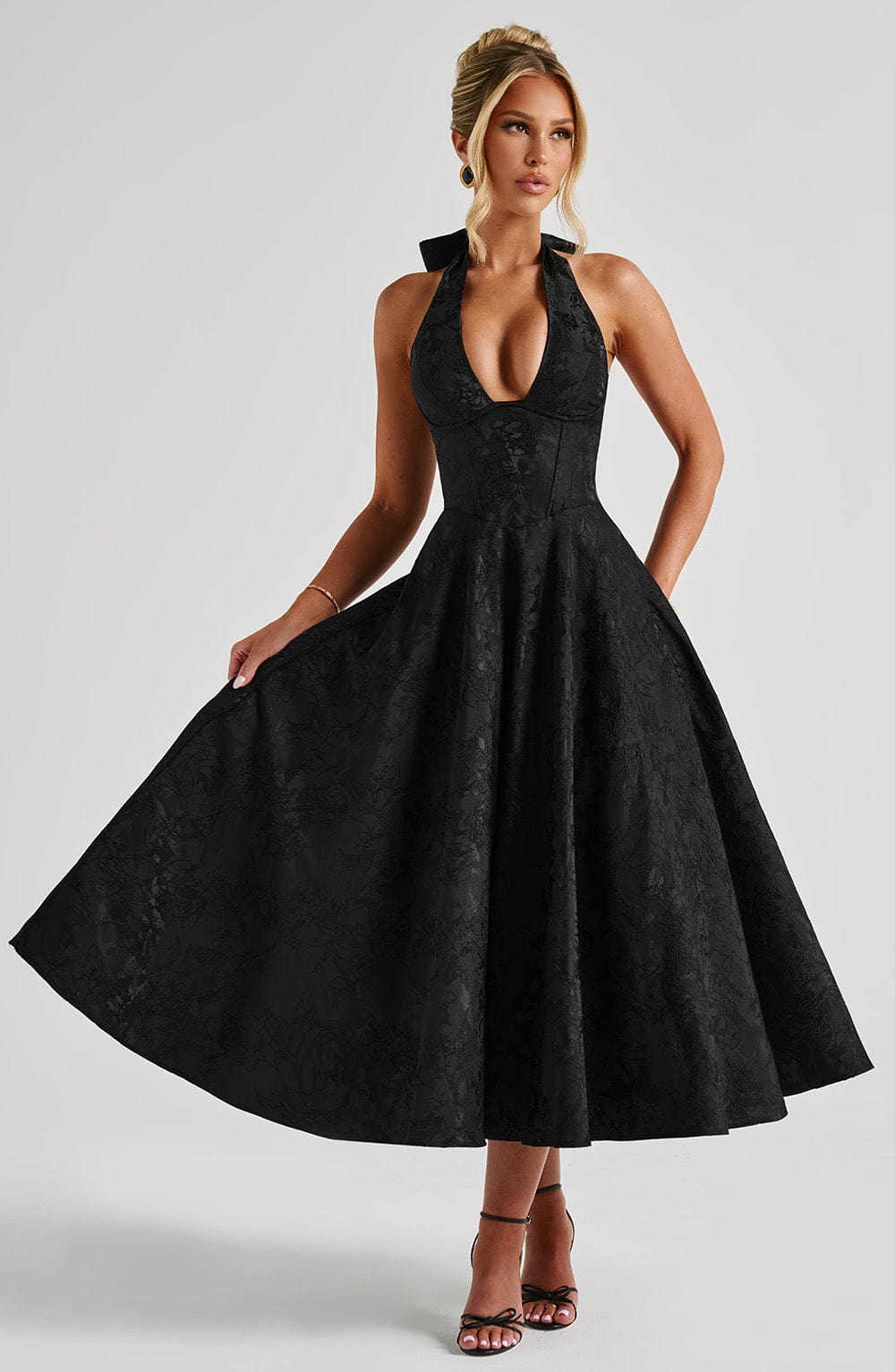 Evelyn – Graceful Midi Dress
