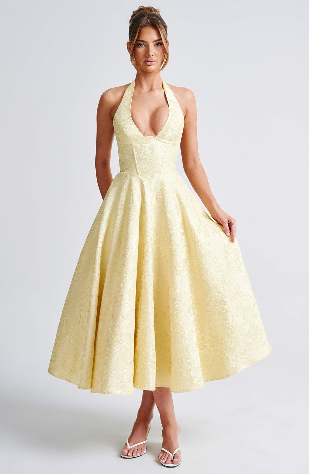 Evelyn – Graceful Midi Dress