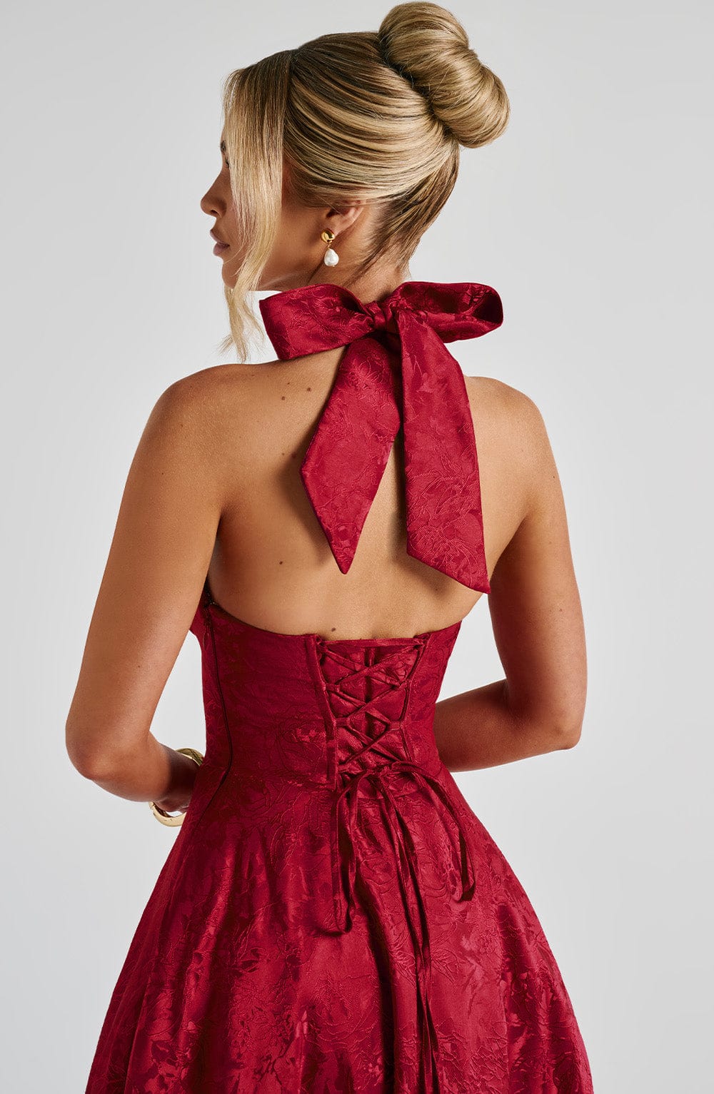 Evelyn – Graceful Midi Dress