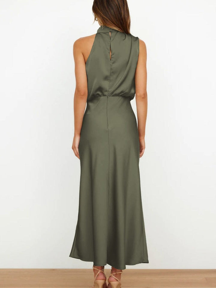 Grace™ – Sophisticated Silk-Inspired Dress