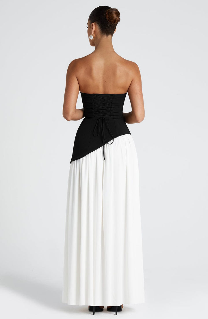 Tessa – Bold Maxi Dress