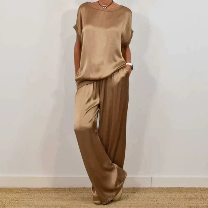 Annalise – Elegant Two-Piece Set