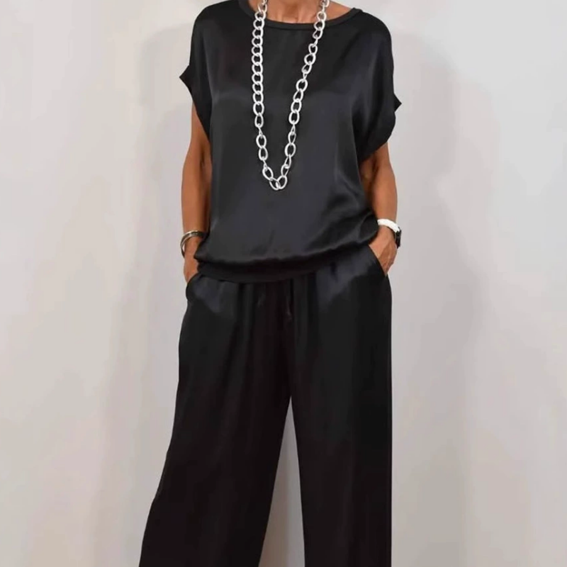 Annalise – Elegant Two-Piece Set