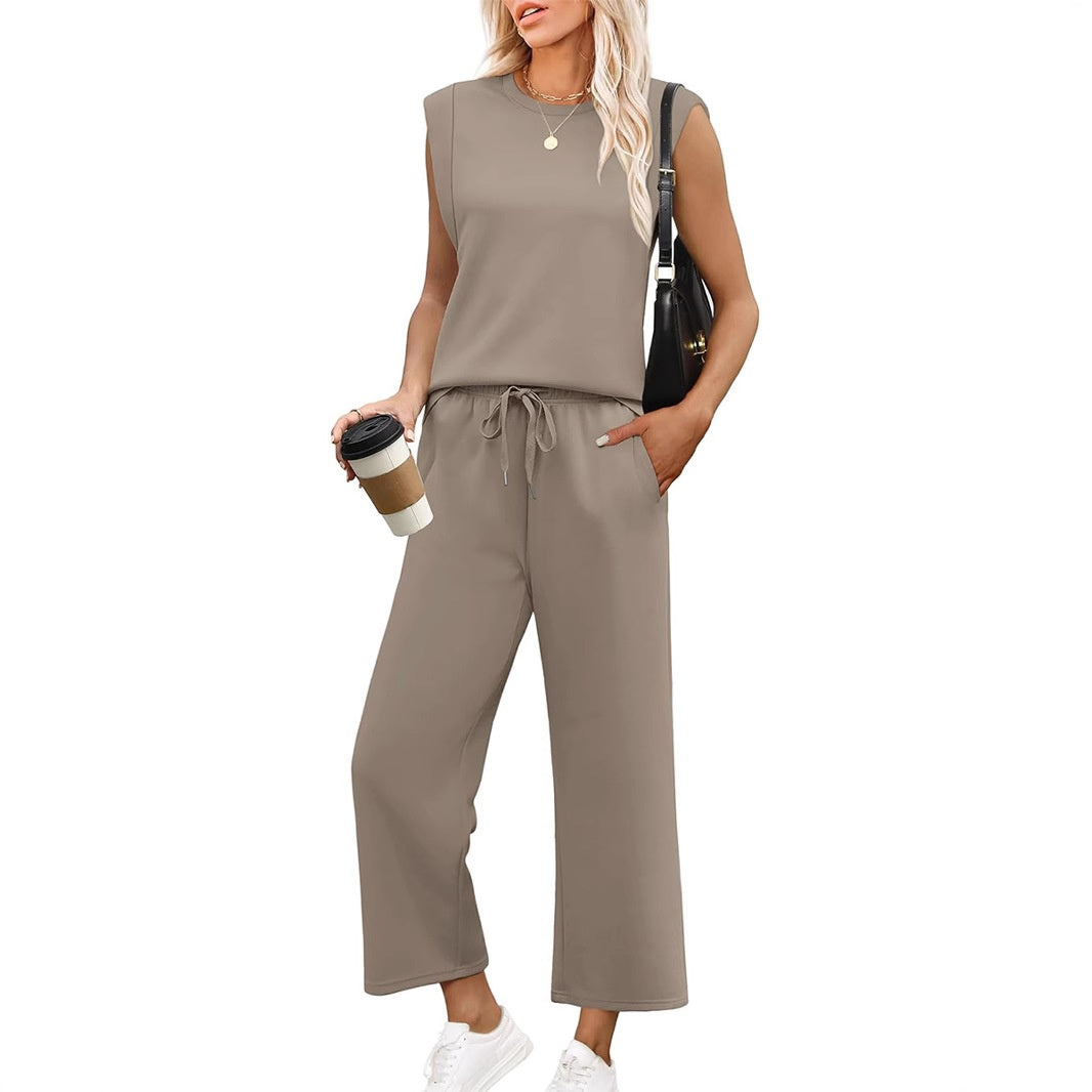 Ania | Feminine Two-Piece Set
